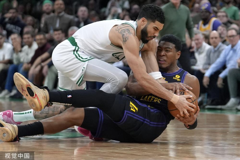 在欧洲足坛 在欧洲足坛