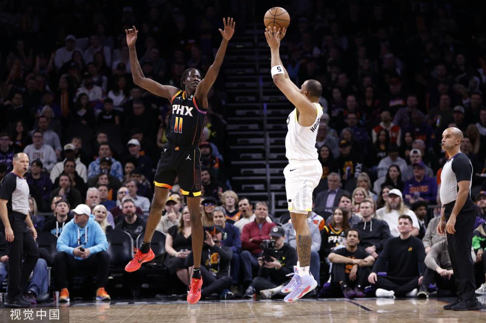 的足球赛季 的足球赛季