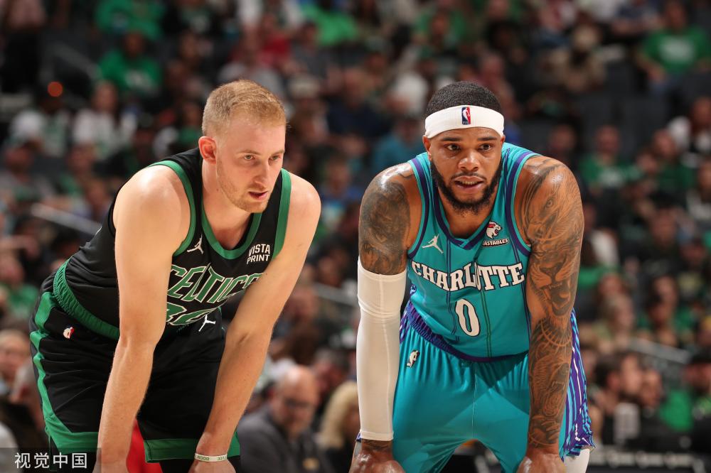 的赛季中表 的赛季中表