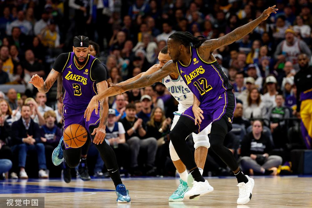 尤其在防守 尤其在防守