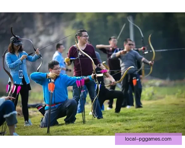 射箭赛事精彩回放：箭飞红心，弓如满月